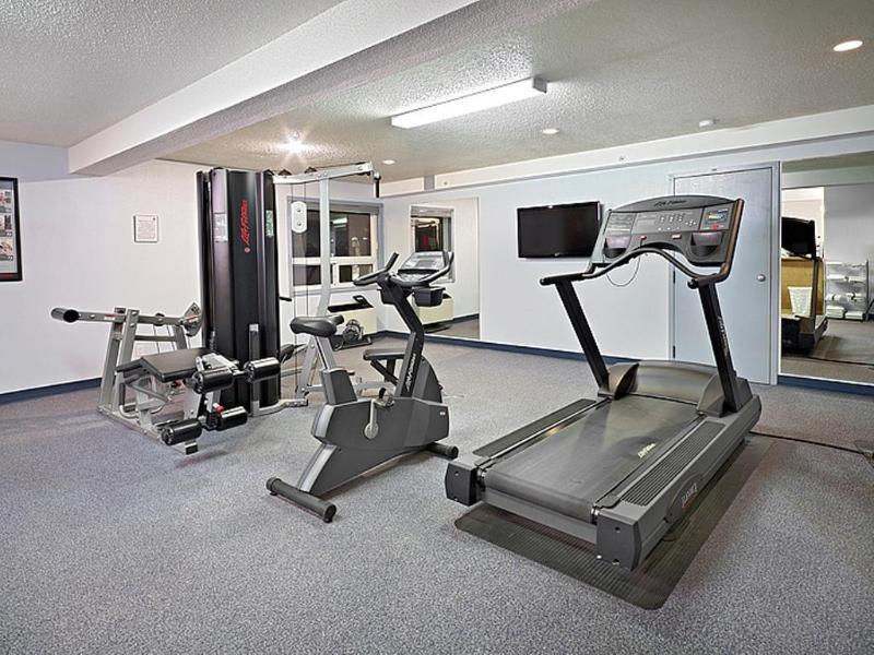 Quality Hotel & Conference Centre Fort Mcmurray Exteriör bild